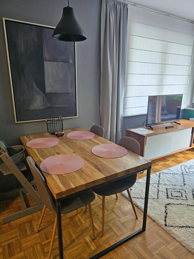 Apartament Rodzinny - Calodobowe Zakwaterowanie, Bezplatny Parking Торунь Экстерьер фото