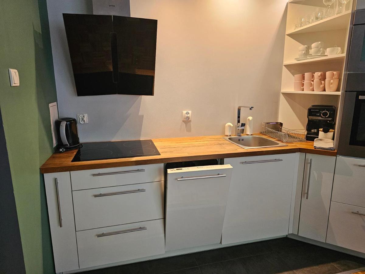 Apartament Rodzinny - Calodobowe Zakwaterowanie, Bezplatny Parking Торунь Экстерьер фото